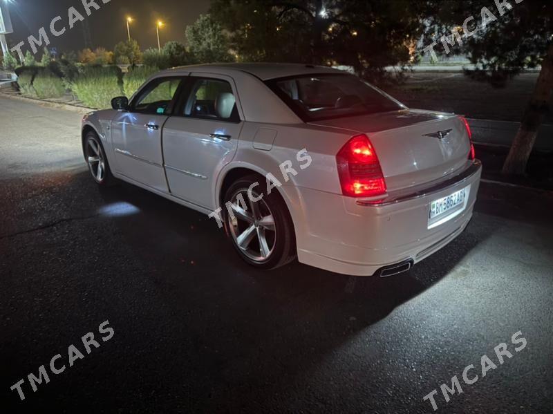 Chrysler 300C 2006 - 200 000 TMT - Bedew - img 7