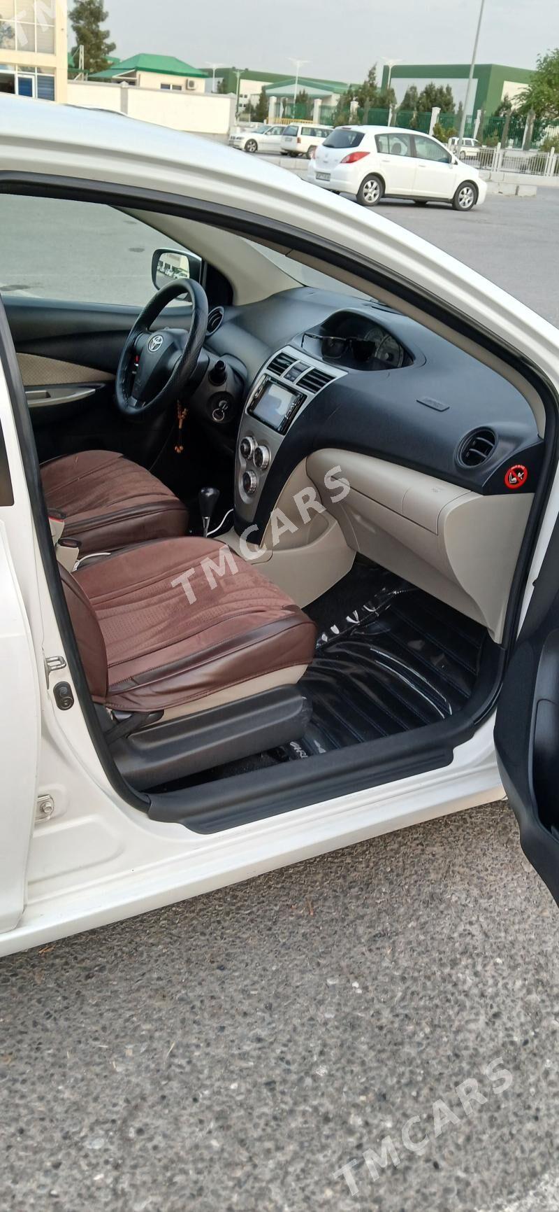 Toyota Yaris 2006 - 111 000 TMT - Бузмеин - img 2