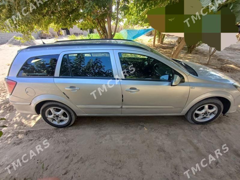 Opel Astra 2008 - 97 000 TMT - Ак-Бугдайский этрап - img 2