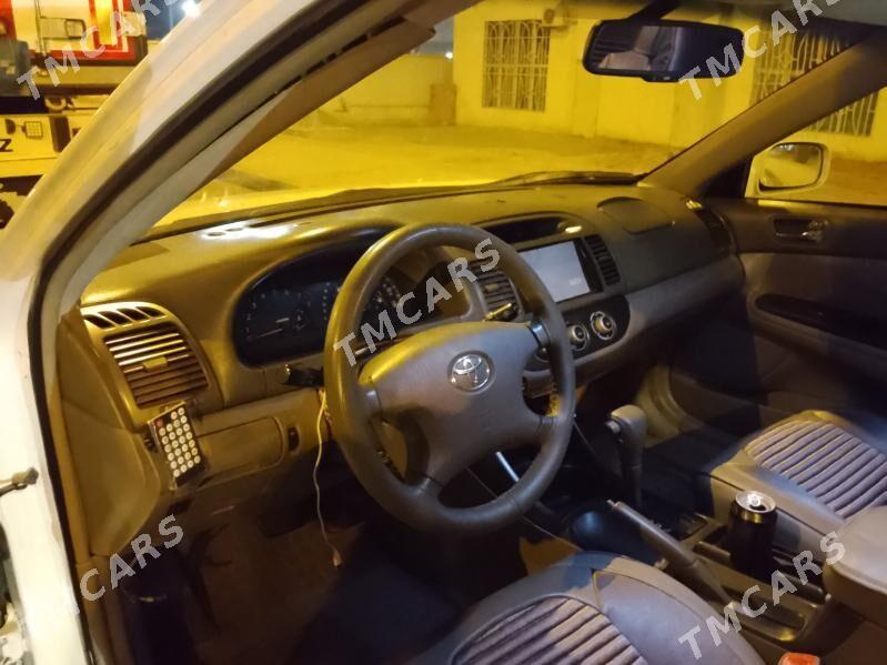 Toyota Camry 2004 - 125 000 TMT - Мары - img 3