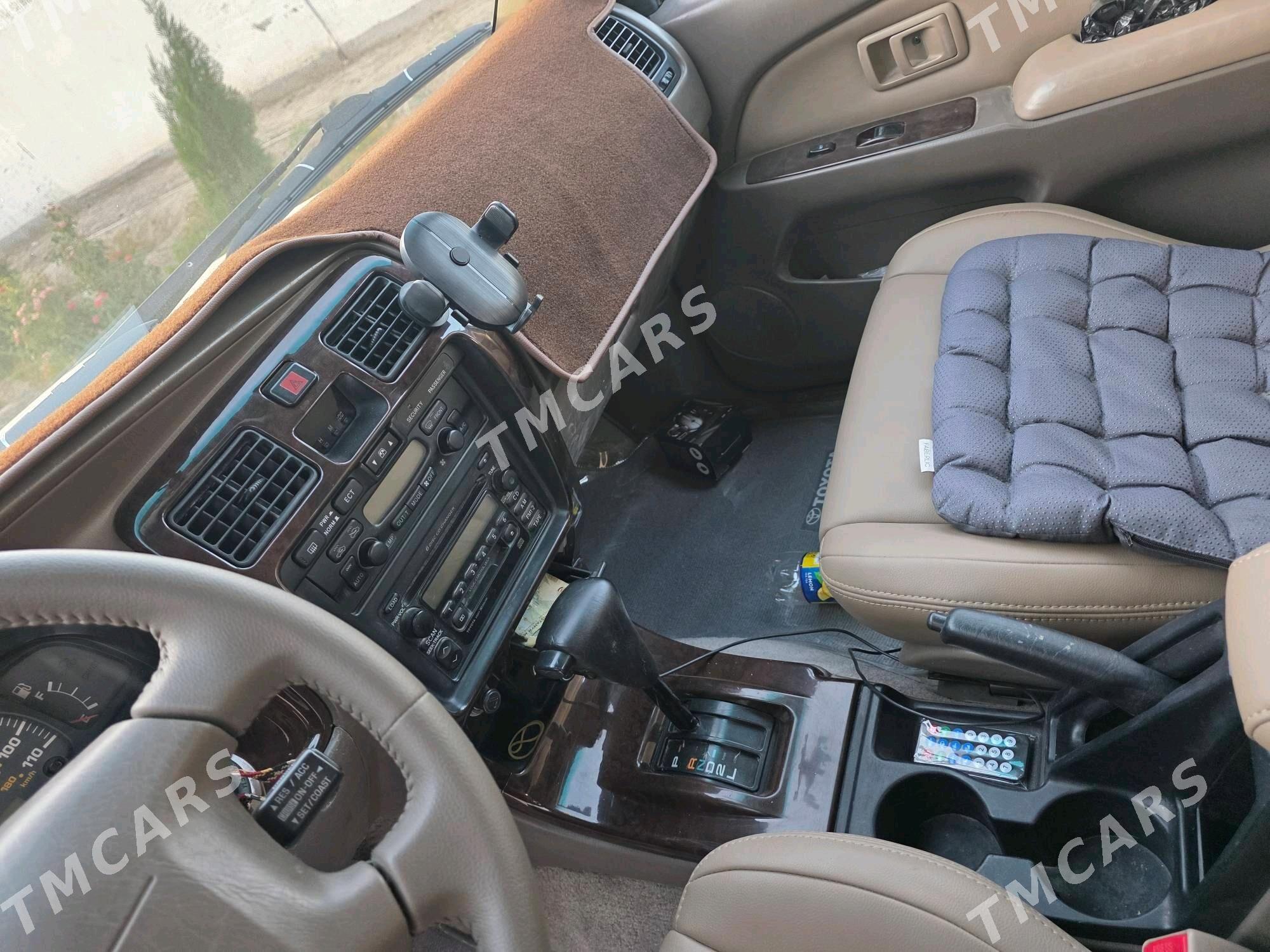 Toyota 4Runner 2000 - 165 000 TMT - Дашогуз - img 2