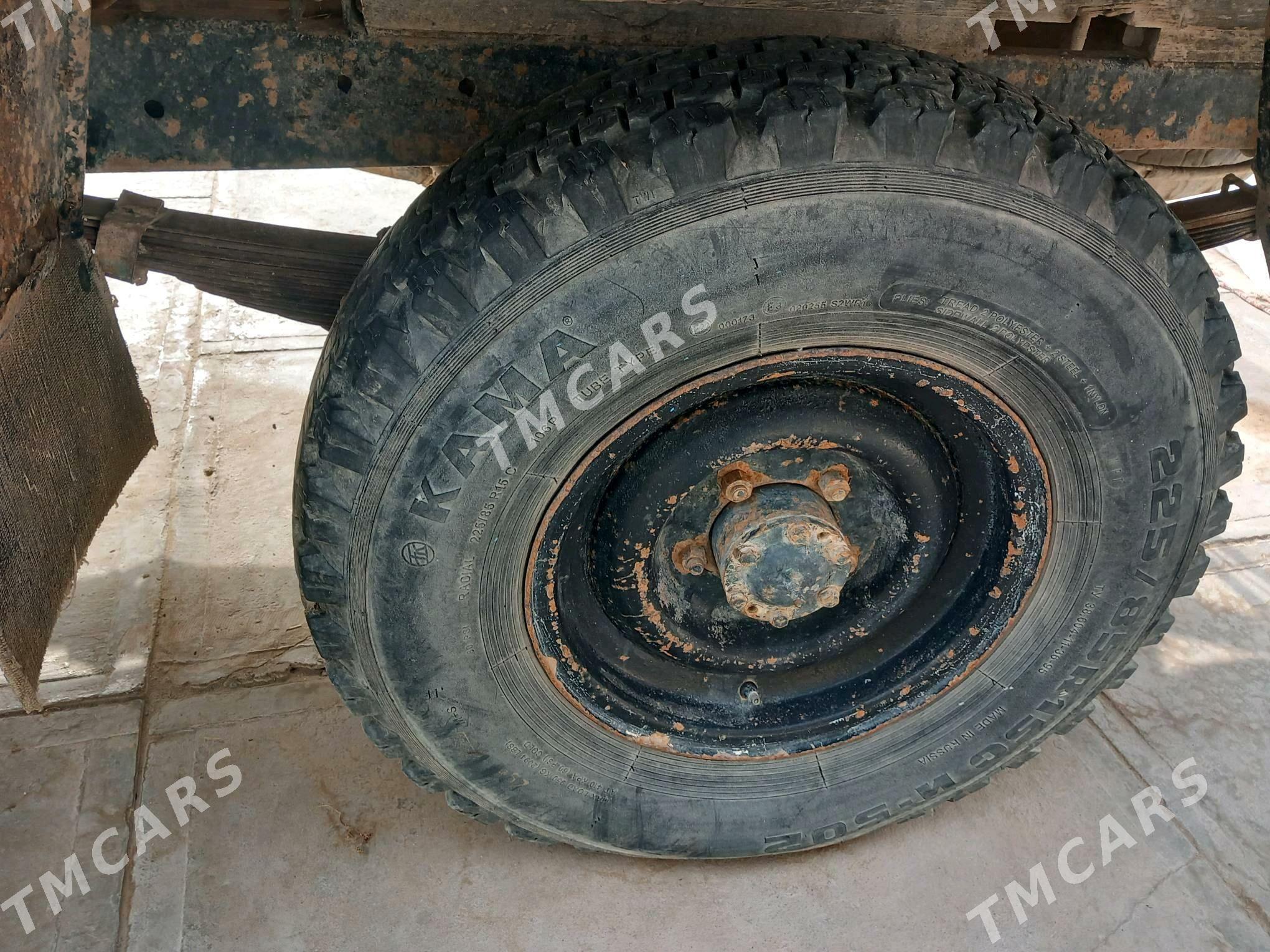 UAZ 452 1980 - 33 000 TMT - Достлук - img 5
