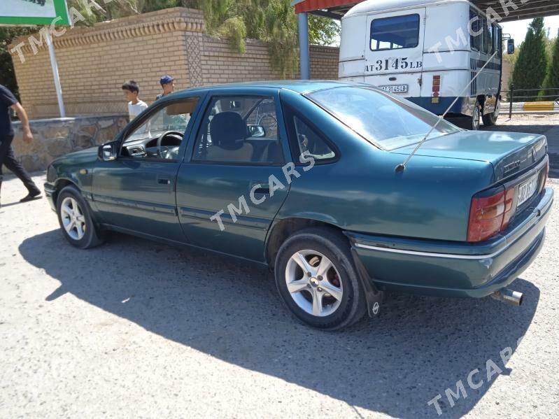 Opel Vectra 1995 - 35 000 TMT - Дарганата - img 6