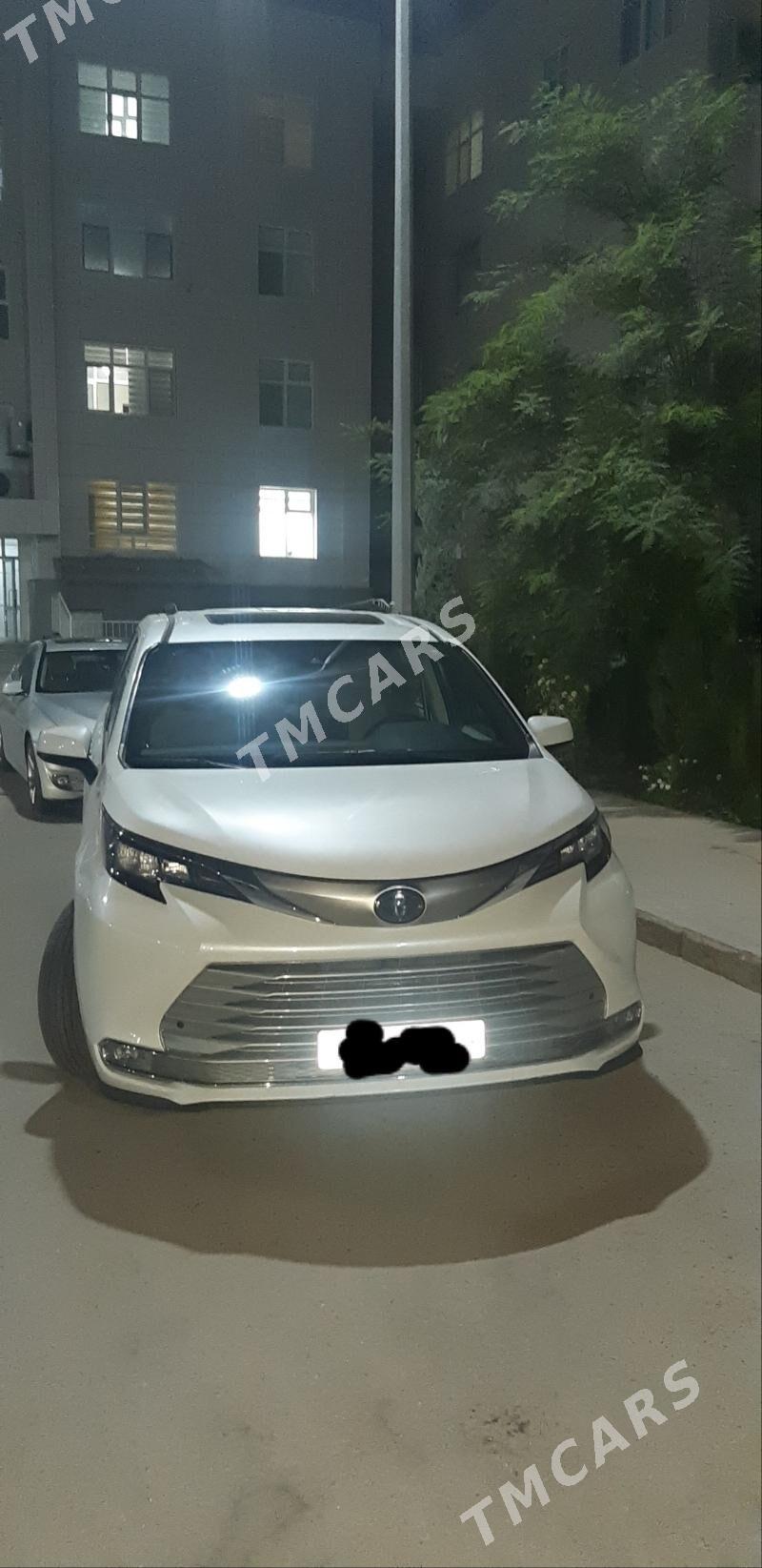 Toyota Sienna 2021 - 530 000 TMT - Ашхабад - img 3