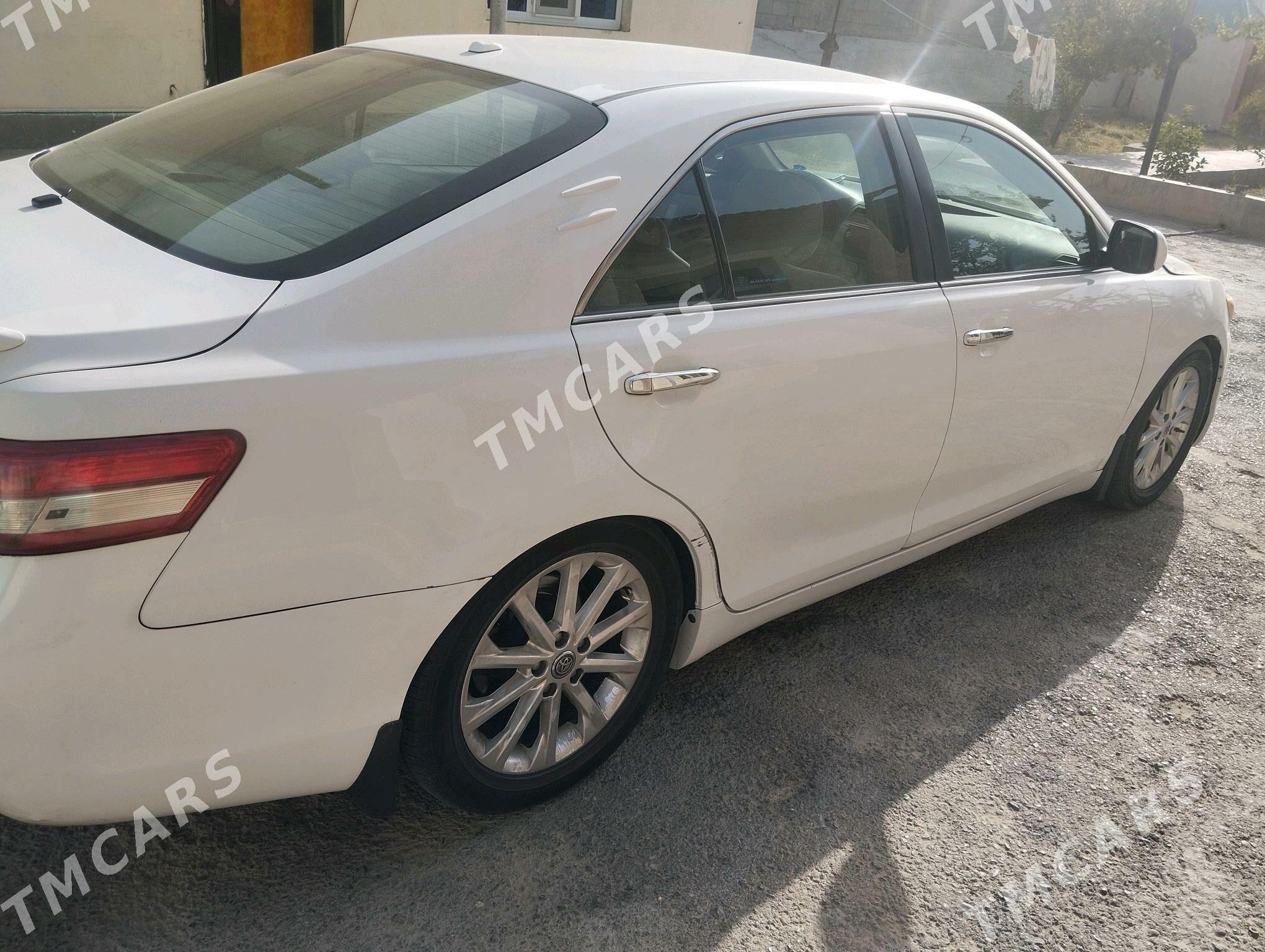 Toyota Camry 2010 - 170 000 TMT - Gökje - img 5