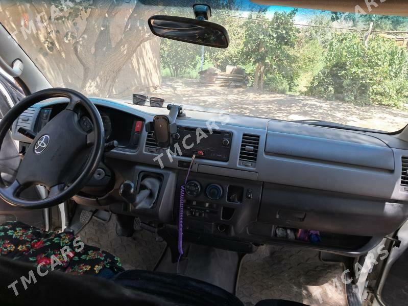 Toyota Hiace 2006 - 199 000 TMT - Türkmenabat - img 3