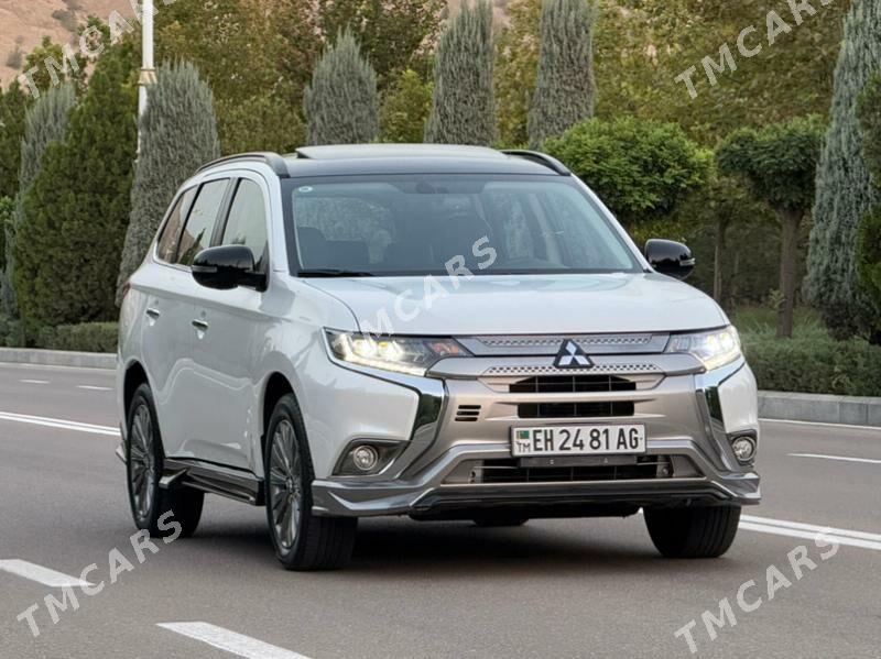 Mitsubishi Outlander 2022 - 330 000 TMT - Aşgabat - img 9
