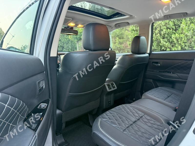 Mitsubishi Outlander 2022 - 330 000 TMT - Aşgabat - img 6