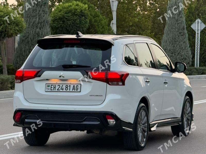 Mitsubishi Outlander 2022 - 330 000 TMT - Aşgabat - img 7