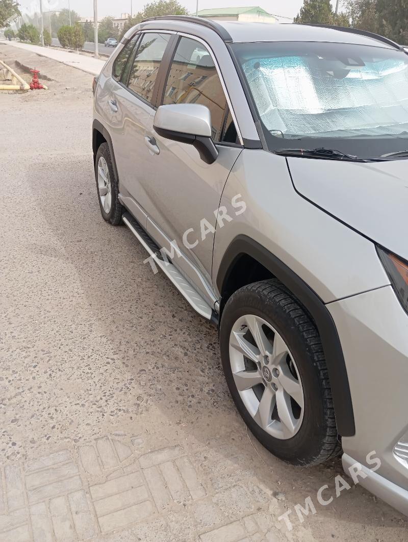 Toyota RAV4 2019 - 310 000 TMT - Murgap - img 6