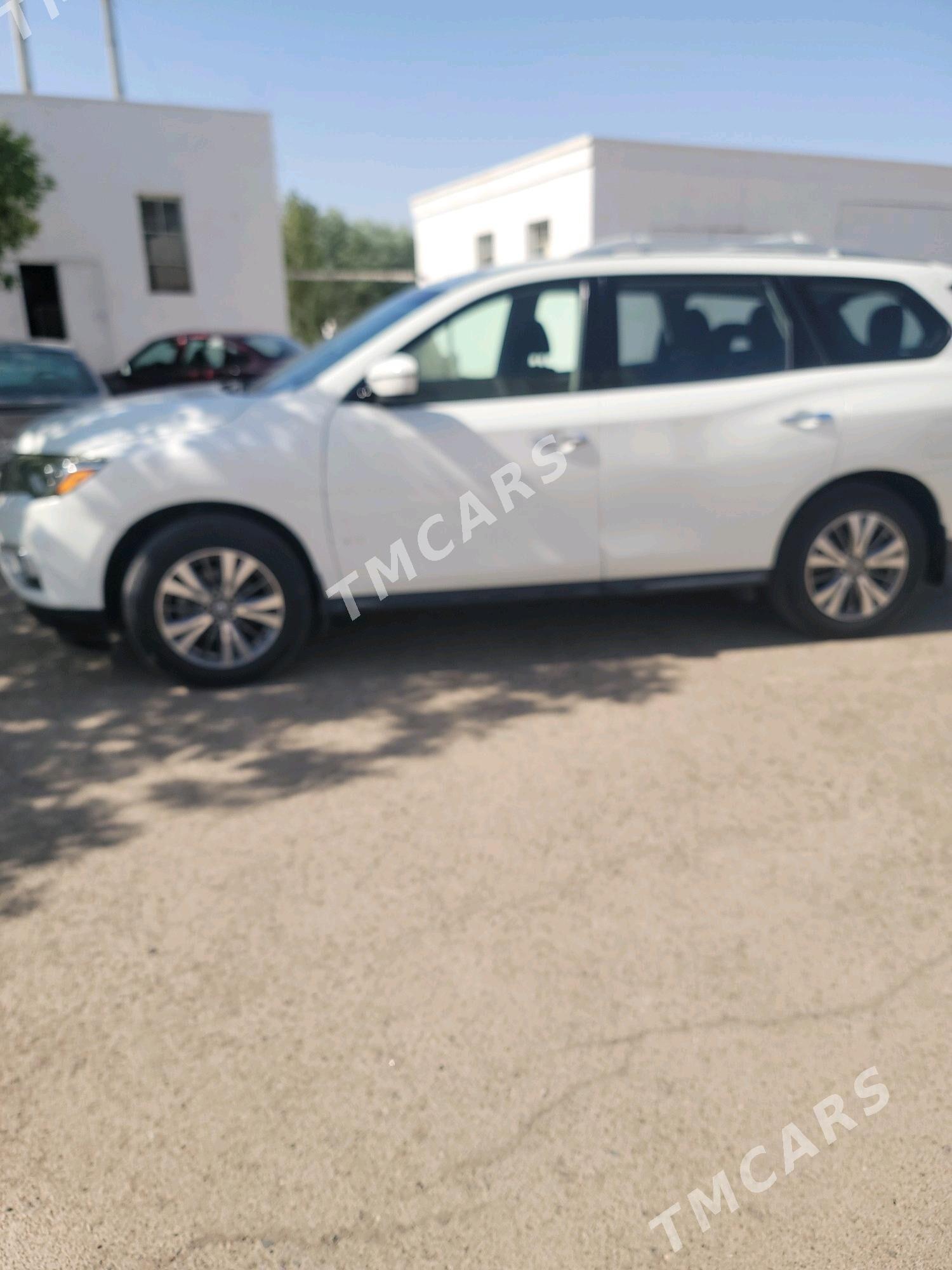 Nissan Pathfinder 2020 - 300 000 TMT - Дашогуз - img 3