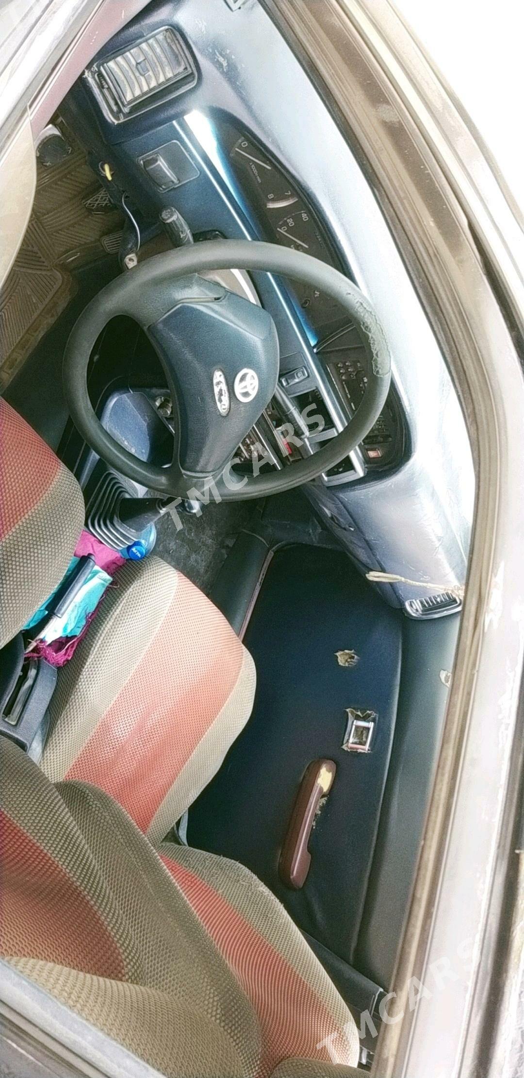 Toyota Corolla 1992 - 19 000 TMT - Wekilbazar - img 3