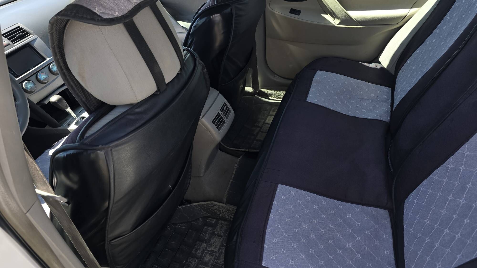 Toyota Camry 2010 - 120 000 TMT - Mary - img 5