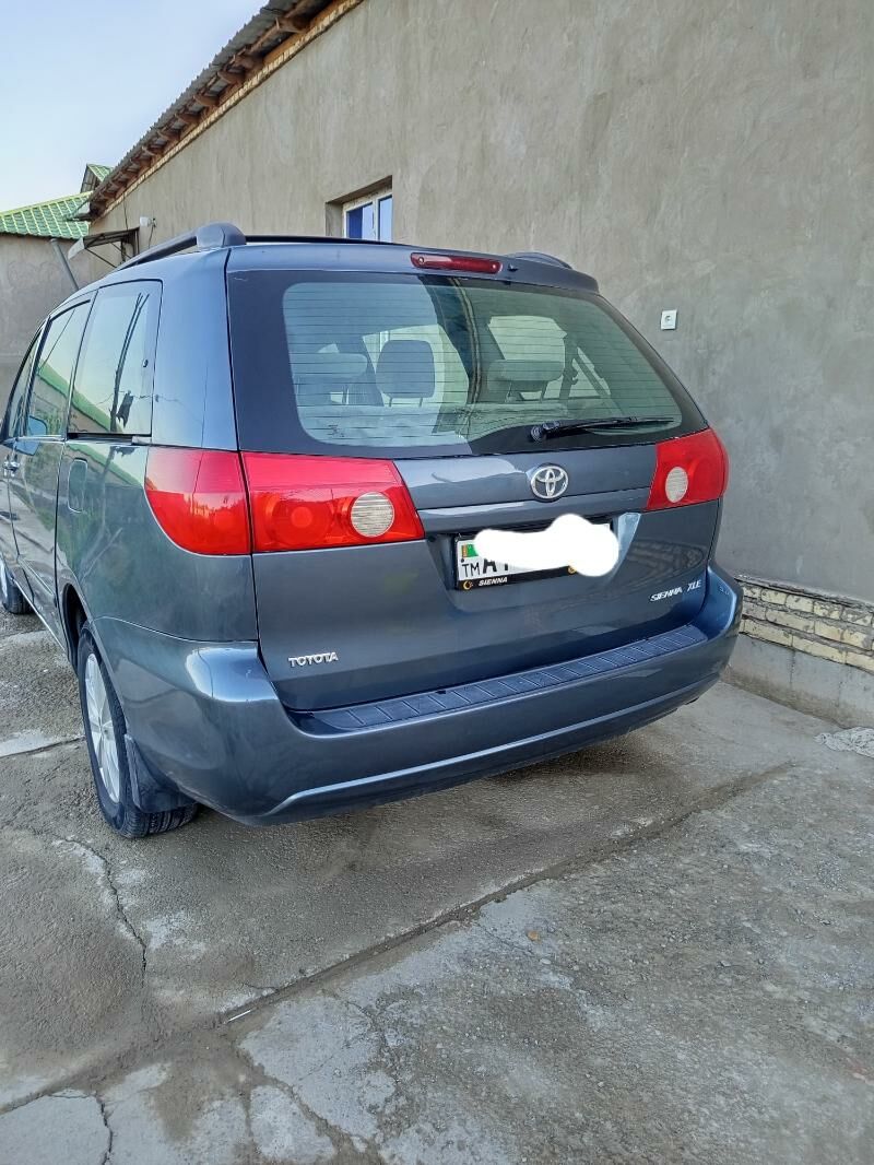 Toyota Sienna 2008 - 190 000 TMT - Дашогуз - img 4
