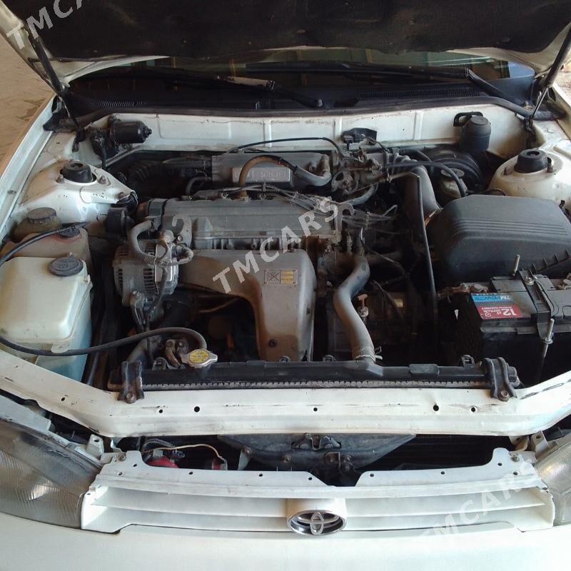 Toyota Camry 1993 - 95 000 TMT - Halaç - img 9