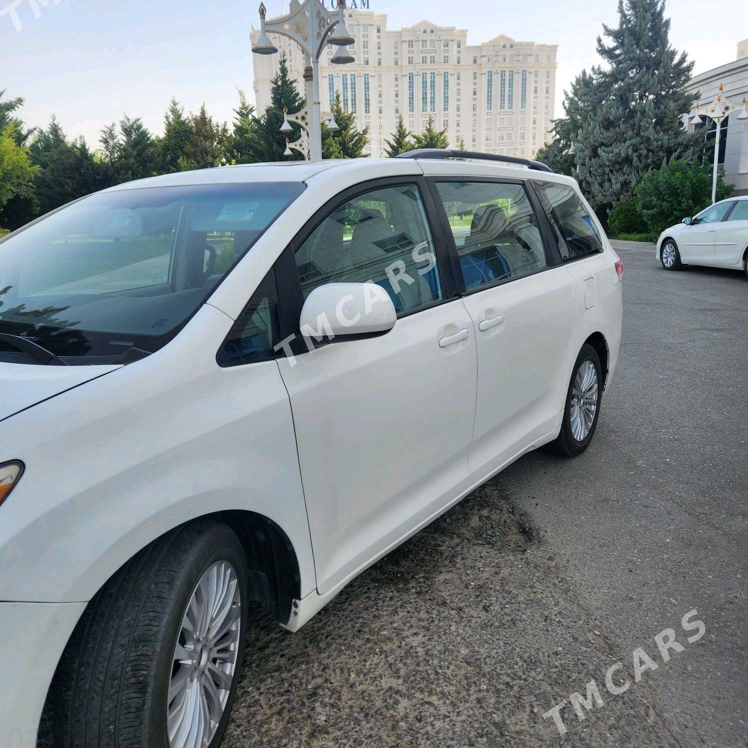Toyota Sienna 2013 - 315 000 TMT - Ашхабад - img 5