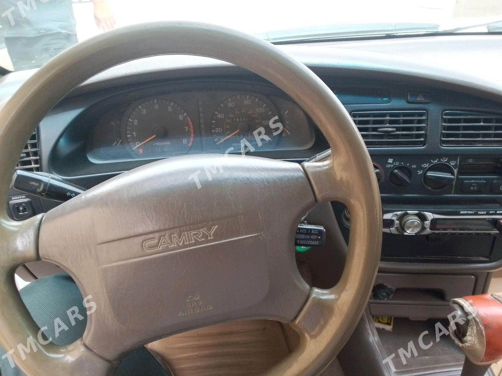 Toyota Camry 1995 - 72 000 TMT - Огуз хан - img 2