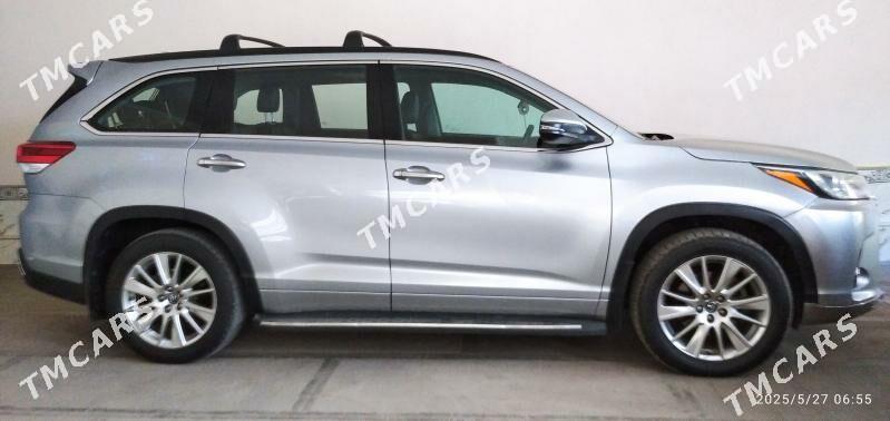 Toyota Highlander 2017 - 440 000 TMT - Türkmenabat - img 3