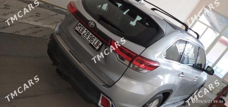 Toyota Highlander 2017 - 440 000 TMT - Türkmenabat - img 4