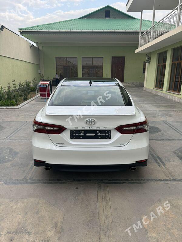 Toyota Camry 2022 - 627 200 TMT - Ашхабад - img 3