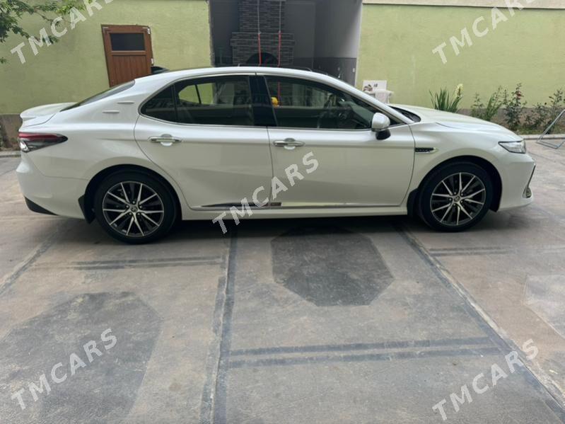 Toyota Camry 2022 - 627 200 TMT - Ашхабад - img 7