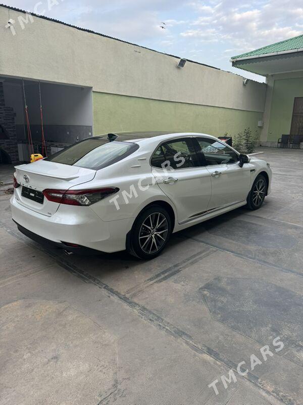 Toyota Camry 2022 - 627 200 TMT - Ашхабад - img 8