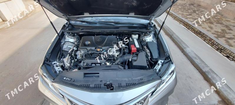 Toyota Camry 2019 - 290 000 TMT - Мары - img 2