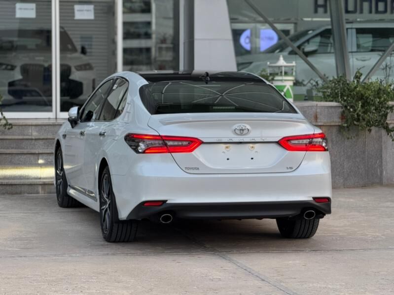 Toyota Camry 2023 - 666 000 TMT - Aşgabat - img 2