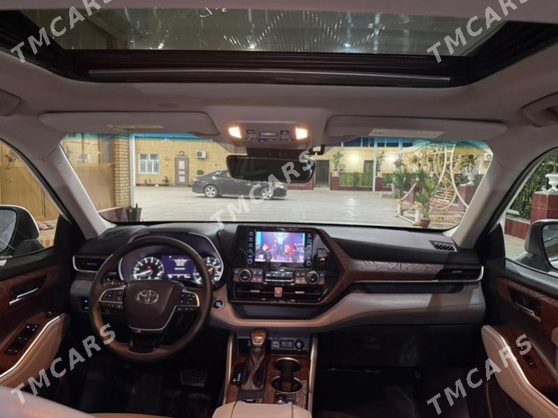 Toyota Highlander 2022 - 490 000 TMT - Мары - img 4