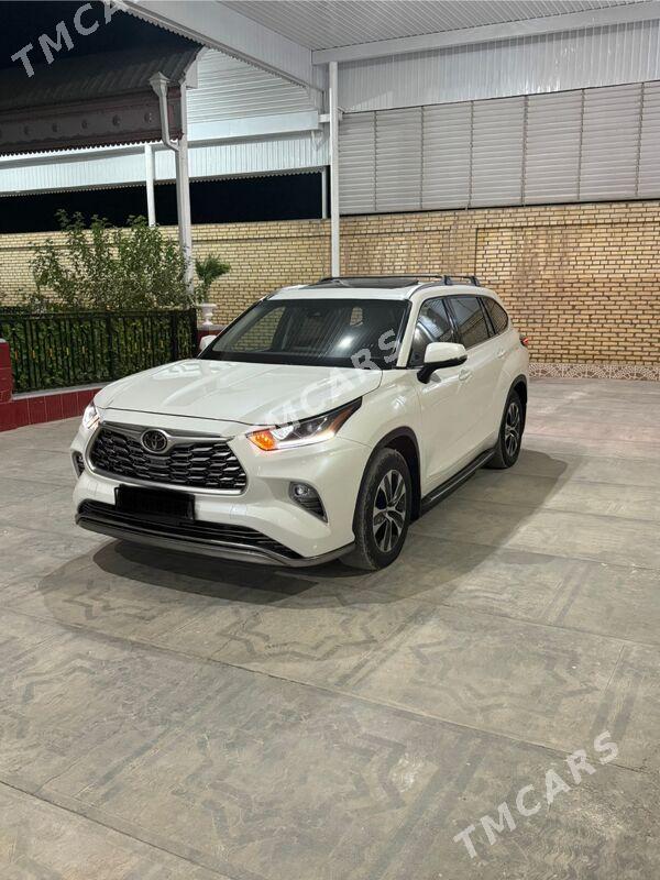 Toyota Highlander 2022 - 490 000 TMT - Мары - img 9