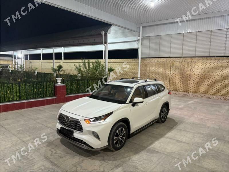 Toyota Highlander 2022 - 490 000 TMT - Мары - img 2