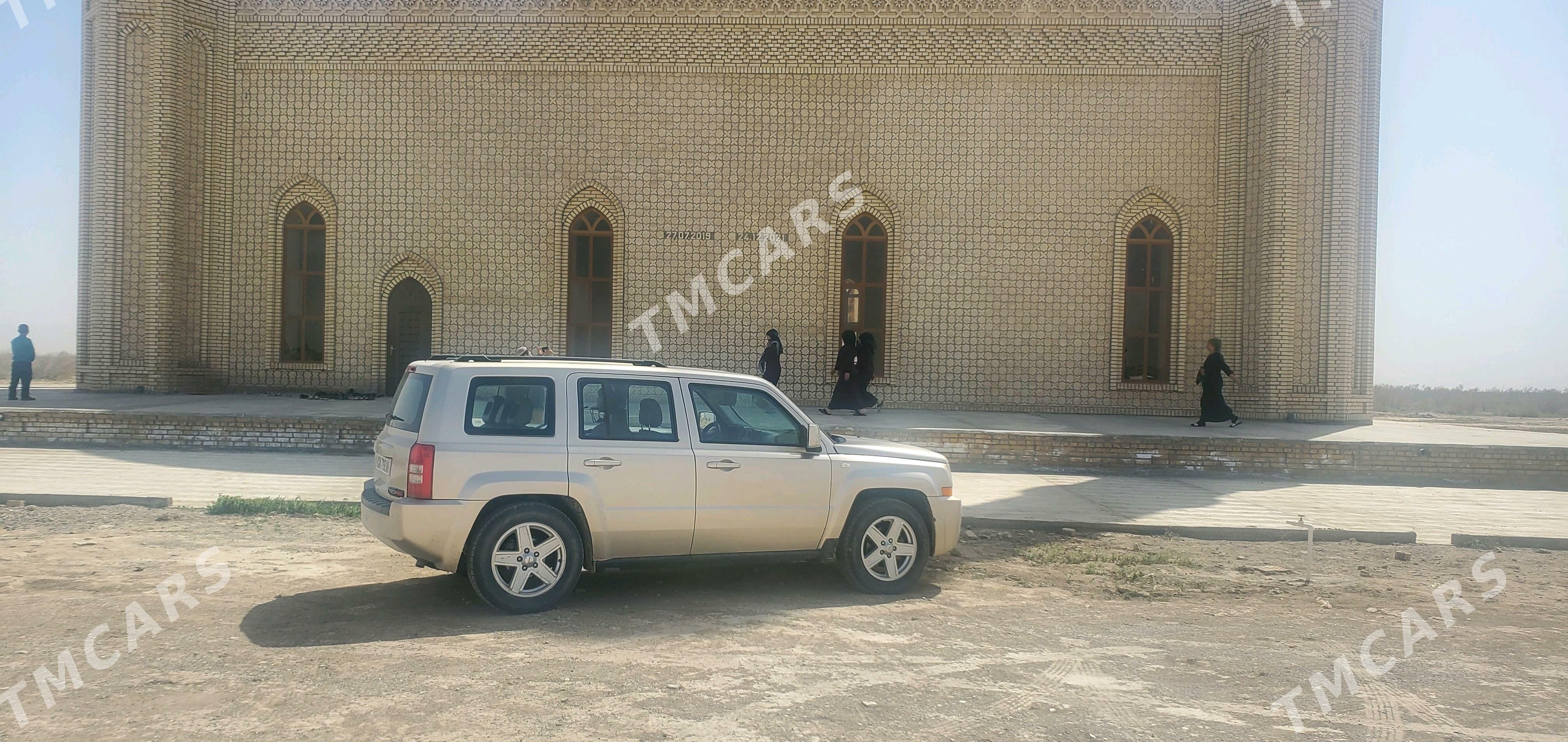 Jeep Patriot 2012 - 160 000 TMT - Теджен - img 5