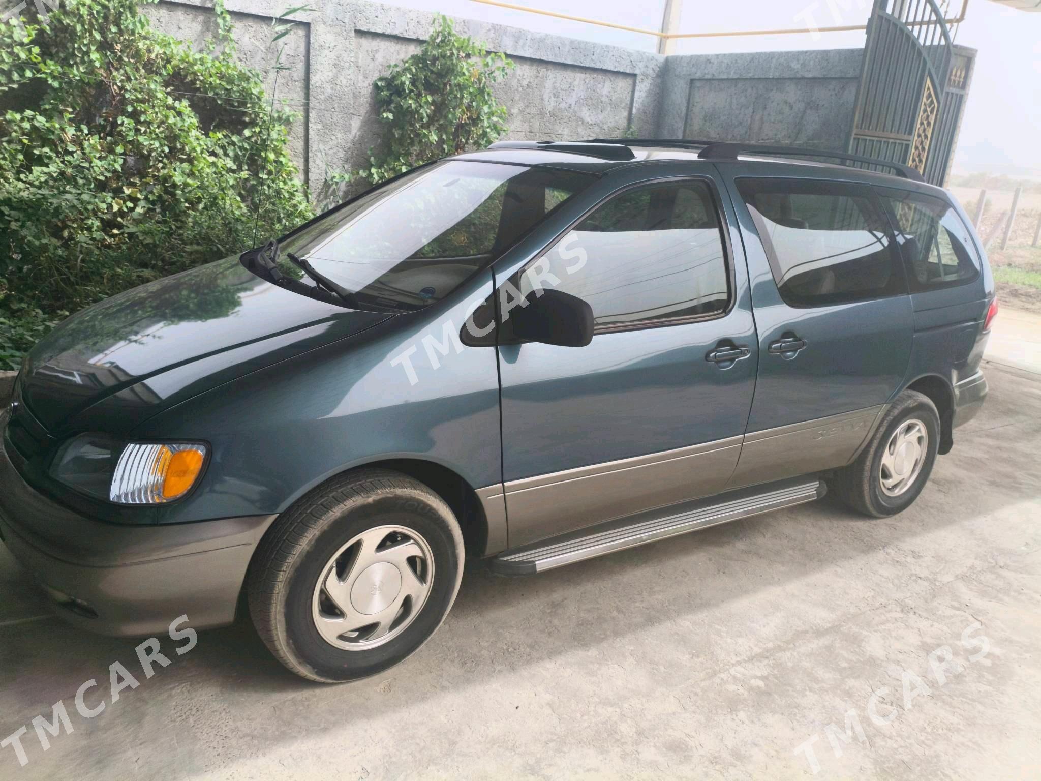 Toyota Sienna 2001 - 175 000 TMT - Türkmenabat - img 3