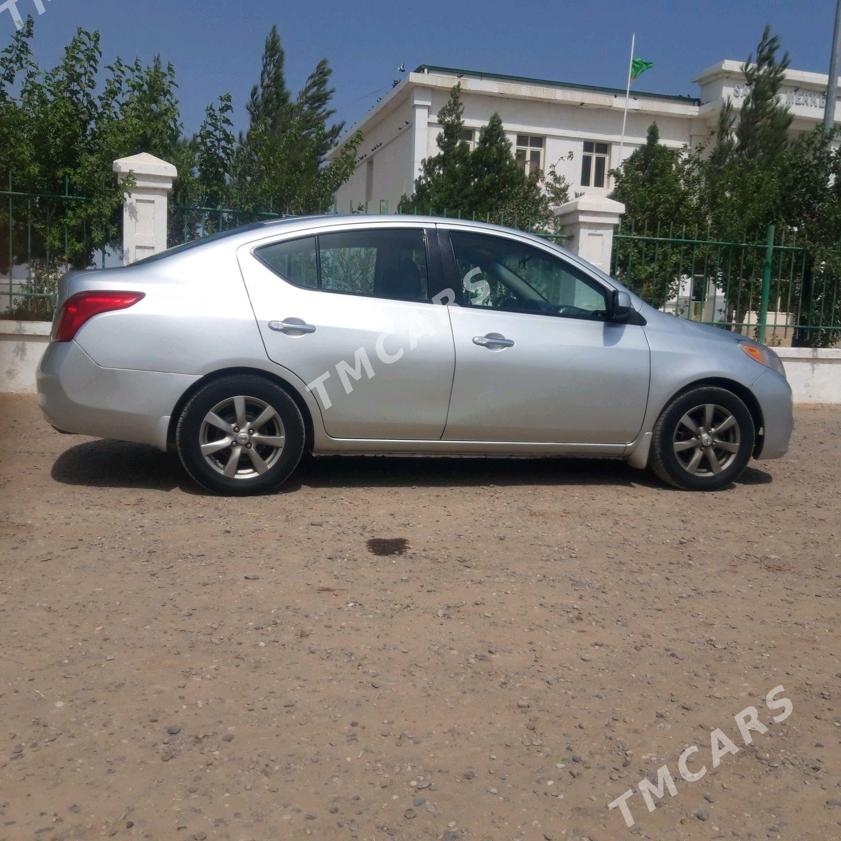 Nissan Versa 2012 - 115 000 TMT - Änew - img 3