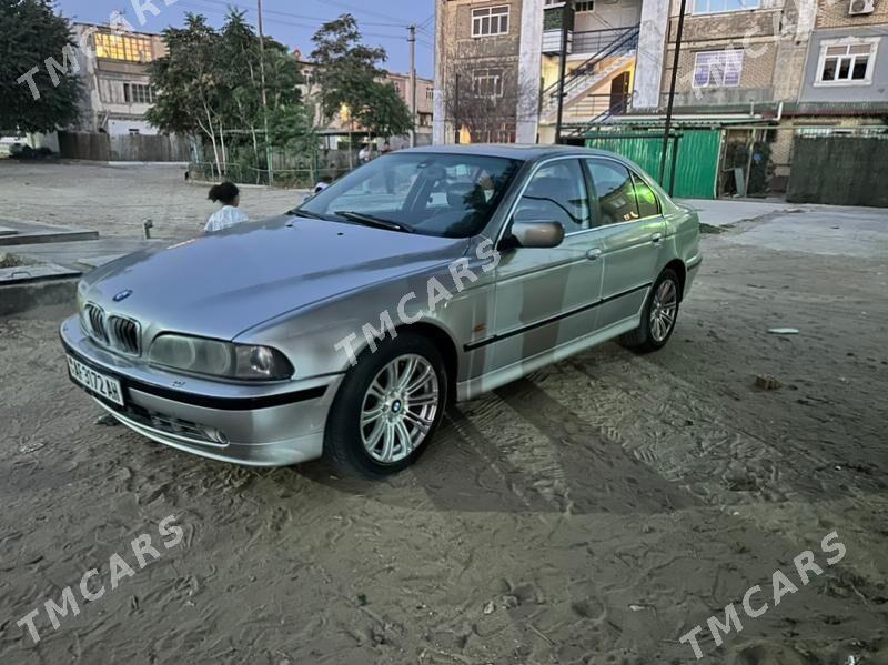 BMW E39 1999 - 78 000 TMT - Хазар - img 3