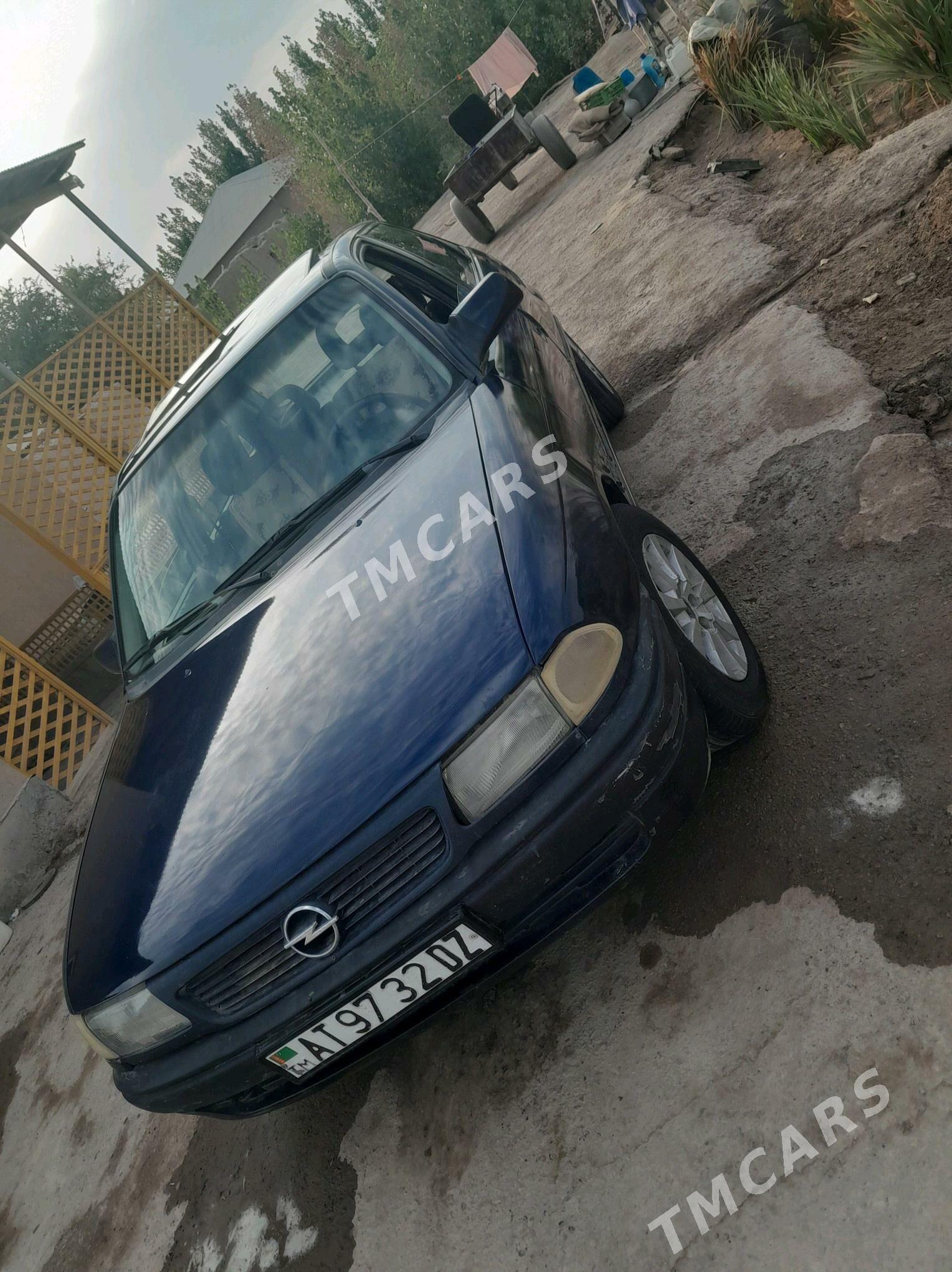 Opel Astra 1994 - 40 000 TMT - Gubadag - img 4