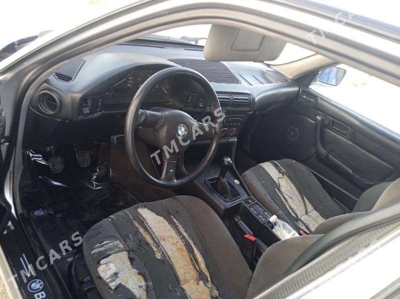 BMW E34 1991 - 55 000 TMT - Балканабат - img 5