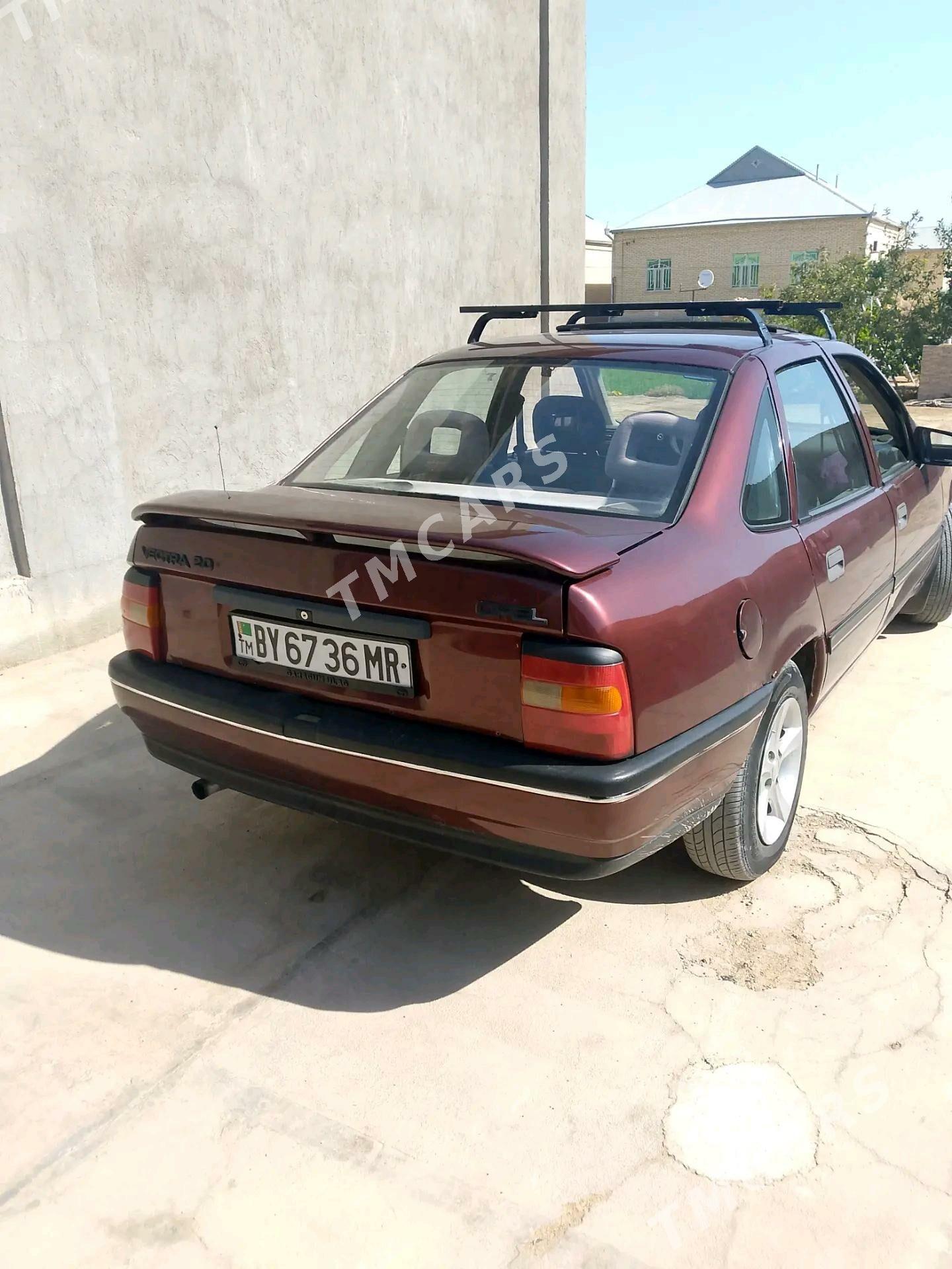 Opel Vectra 1989 - 39 000 TMT - Мары - img 3