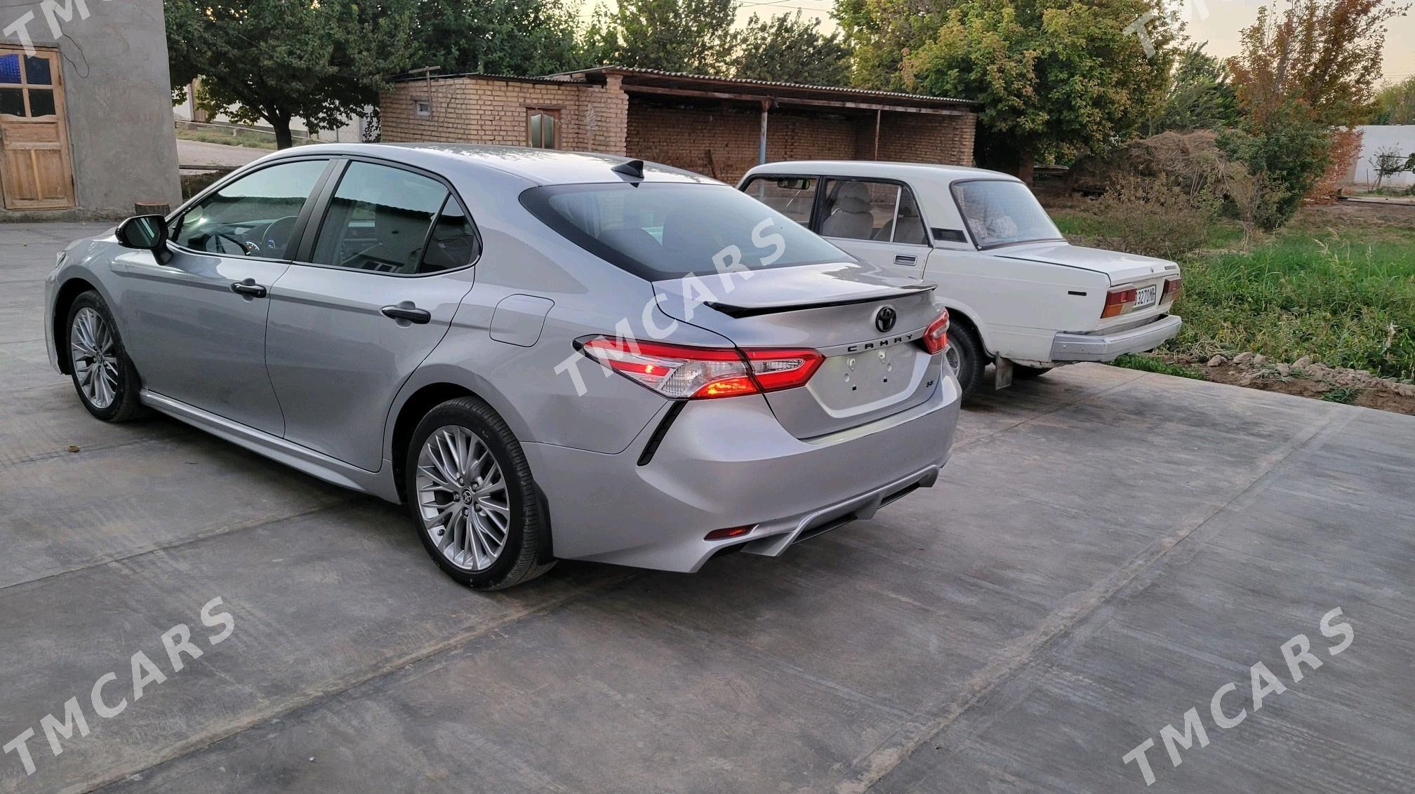 Toyota Camry 2020 - 300 000 TMT - Туркменгала - img 8