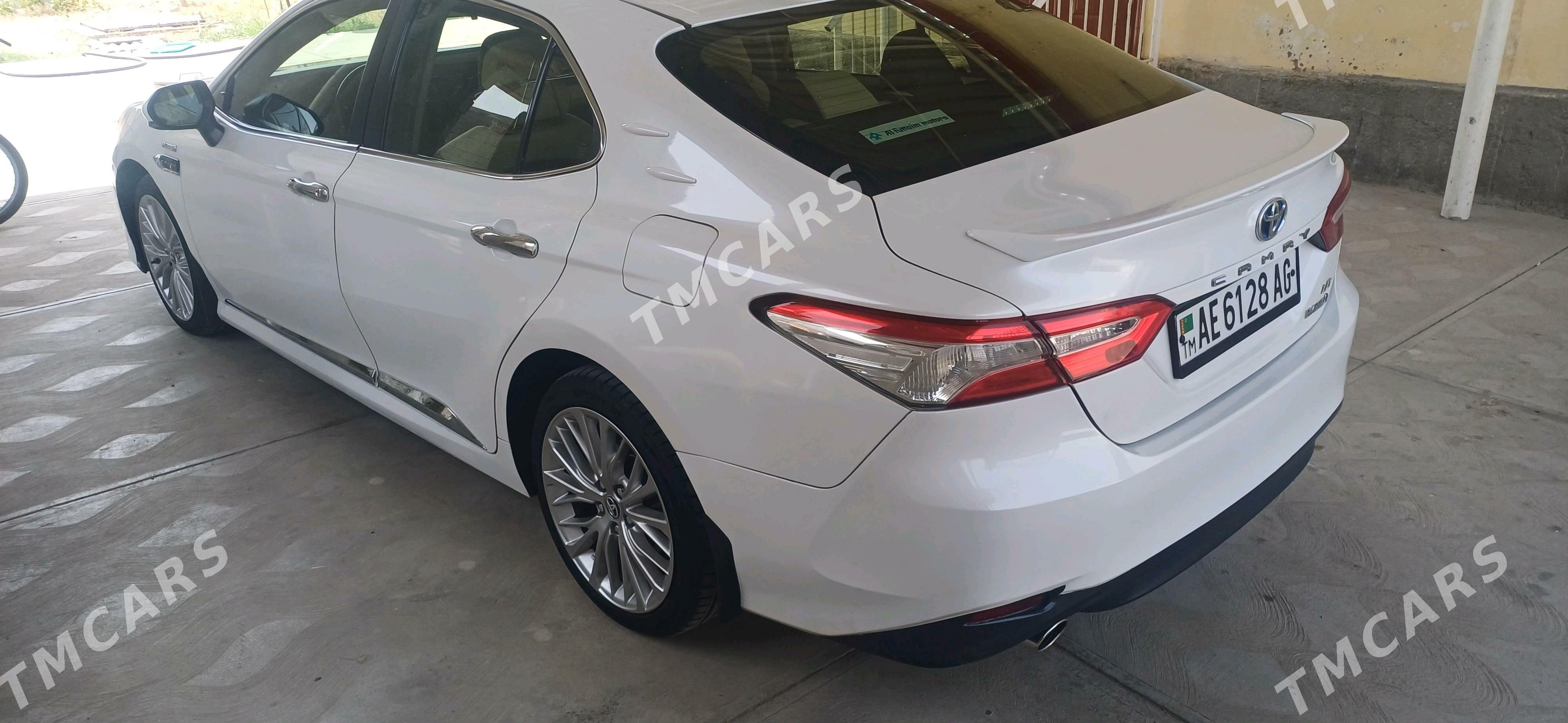 Toyota Camry Hybrid 2020 - 255 000 TMT - Ашхабад - img 4