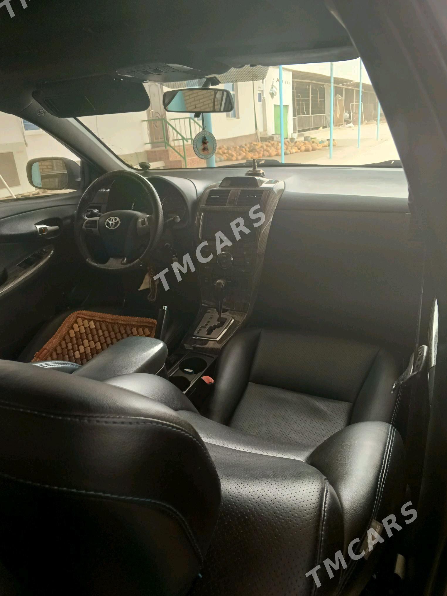 Toyota Corolla 2013 - 175 000 TMT - Теджен - img 2