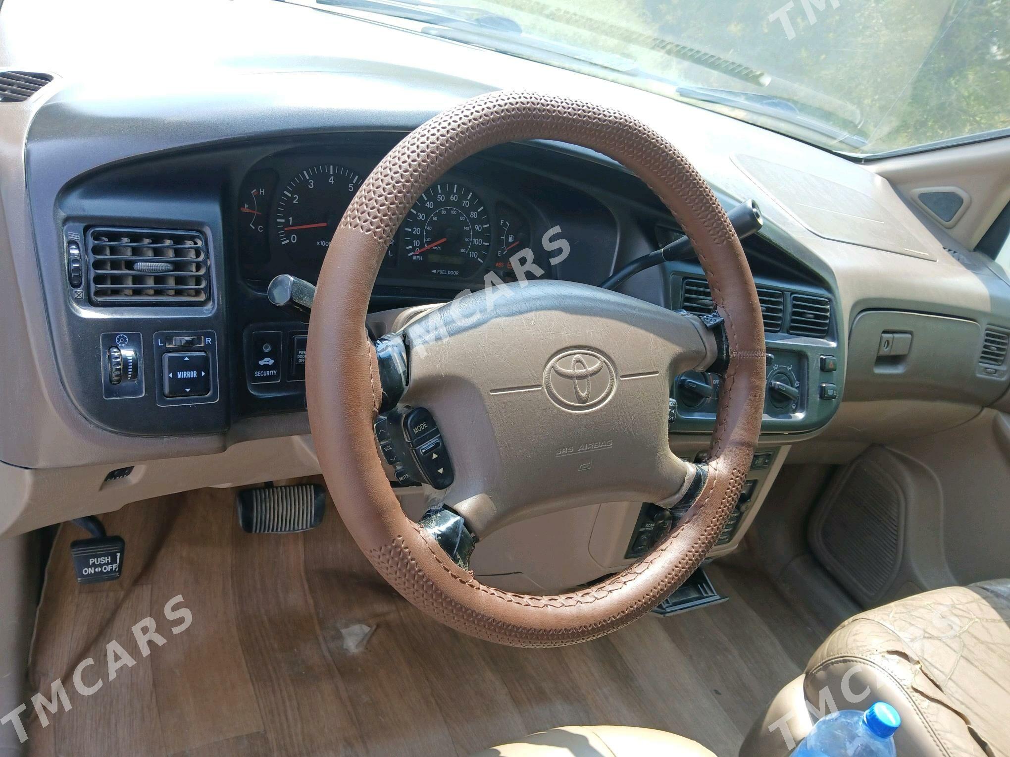 Toyota Sienna 2000 - 160 000 TMT - Ак-Бугдайский этрап - img 4