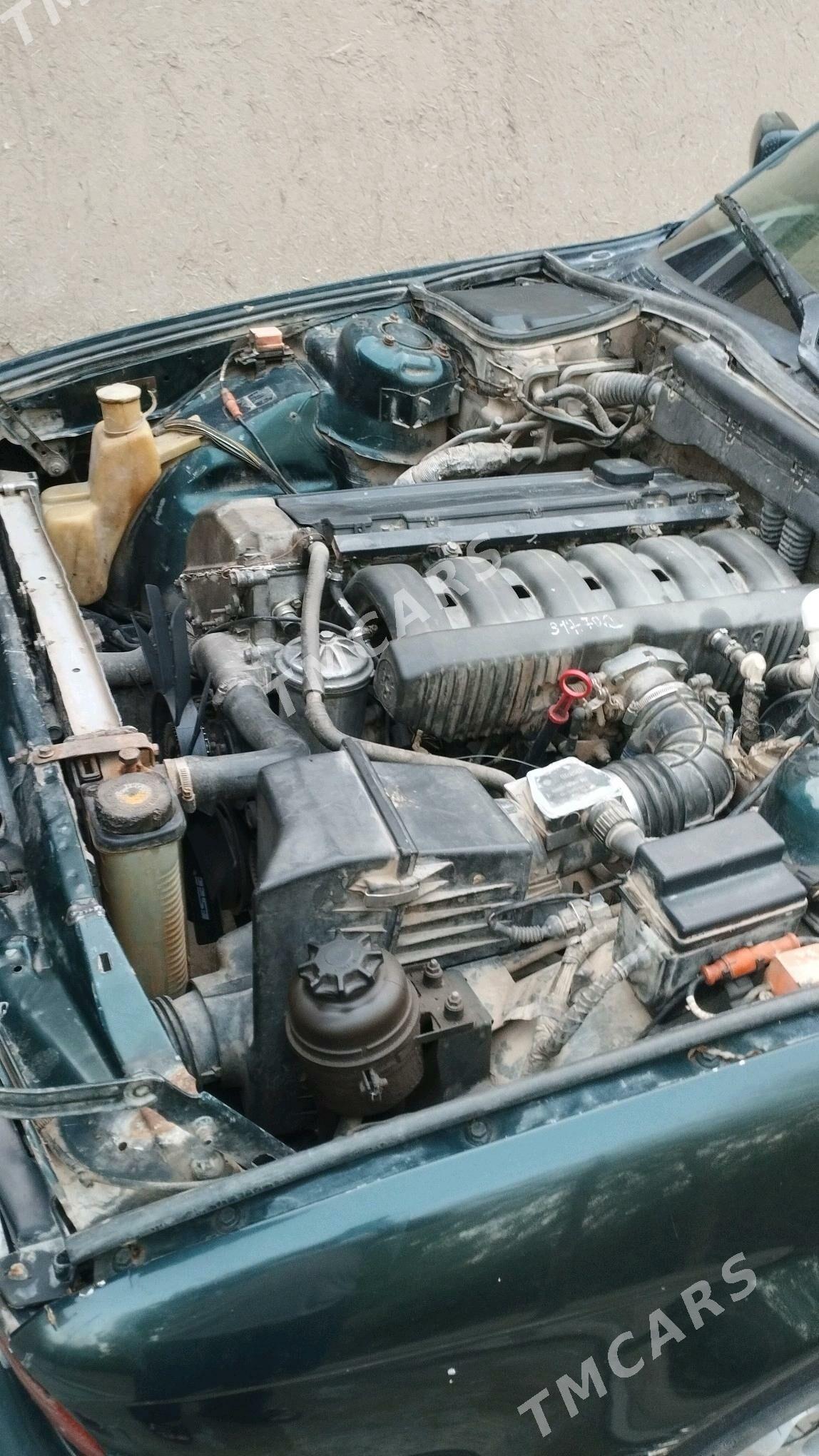 BMW 525 1991 - 18 000 TMT - Гурбансолтан Едже - img 2