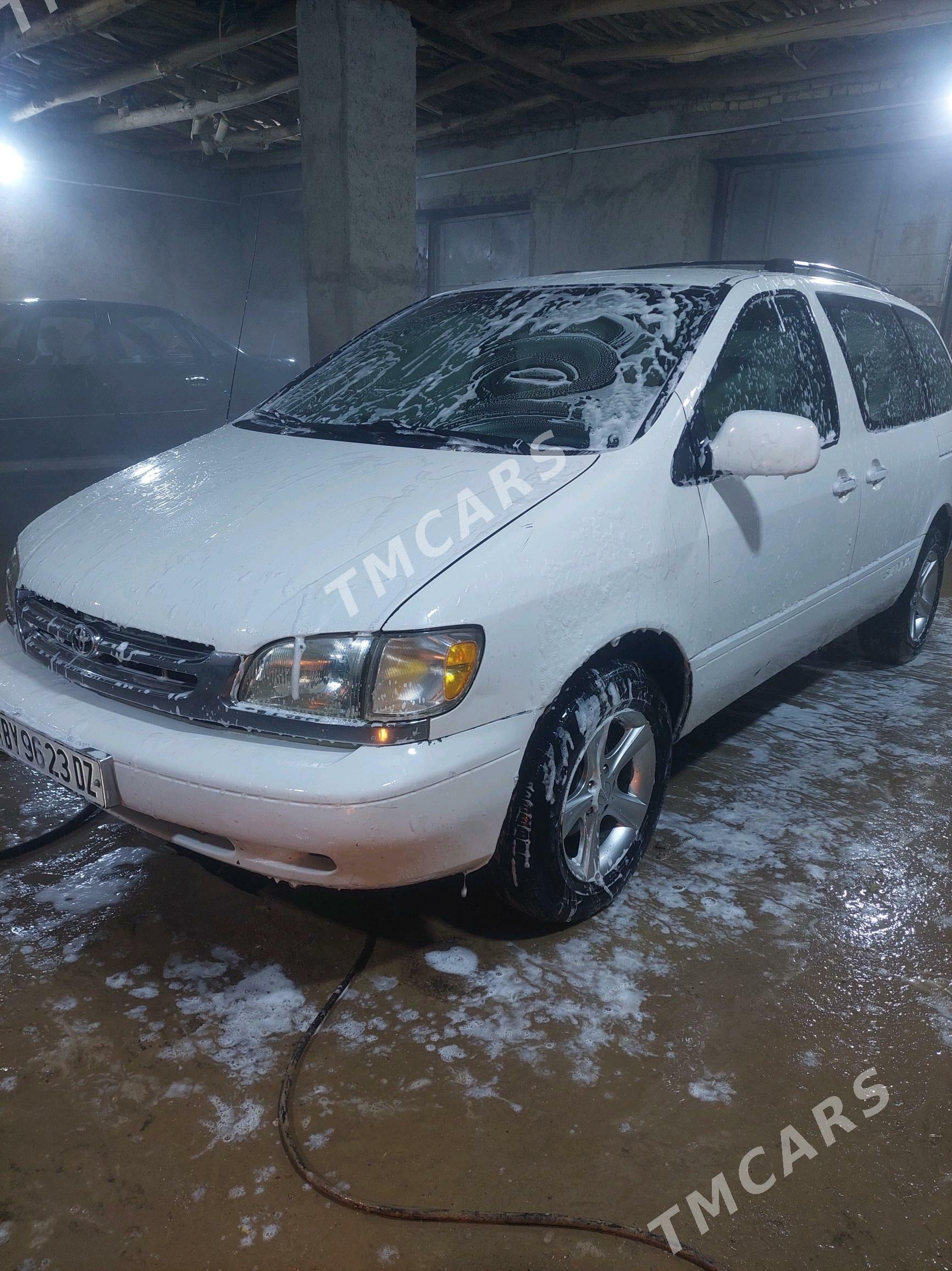 Toyota Sienna 1998 - 138 000 TMT - Türkmenbaşy etr. - img 4