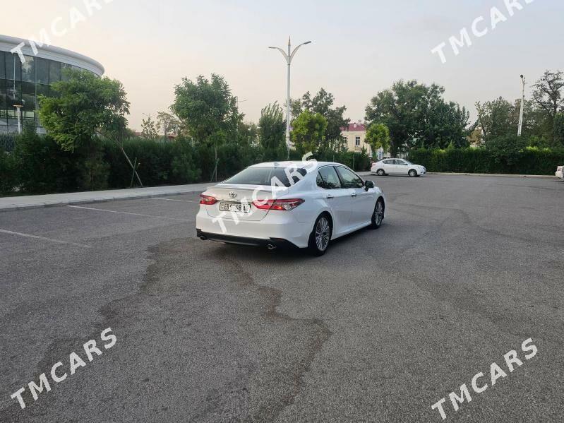Toyota Camry 2019 - 245 000 TMT - Aşgabat - img 2