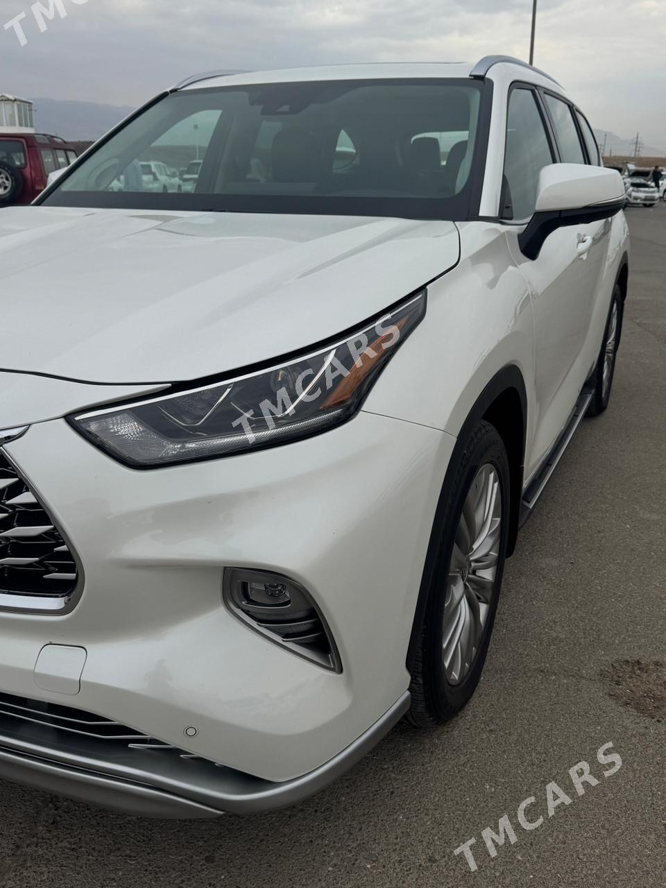 Toyota Highlander 2021 - 670 000 TMT - Aşgabat - img 4