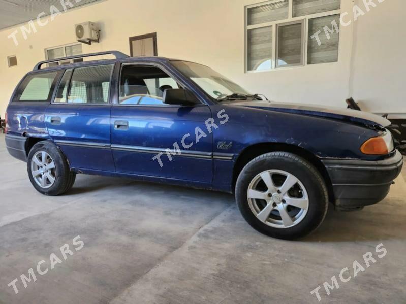 Opel Astra 1992 - 30 000 TMT - Чарджоу - img 3