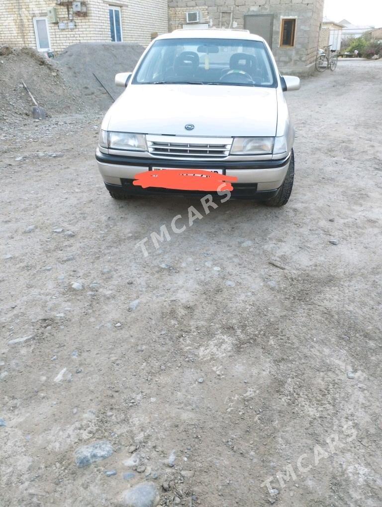 Opel Vectra 1992 - 37 000 TMT - Мары - img 3