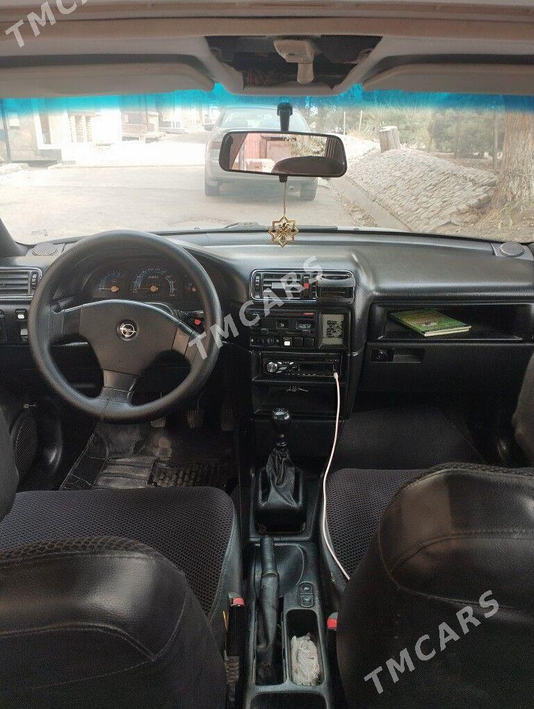 Opel Vectra 1991 - 31 000 TMT - Mary - img 5