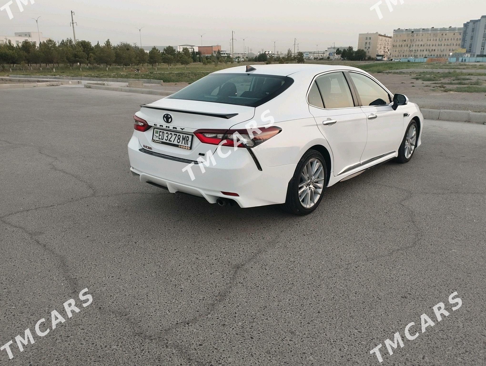 Toyota Camry 2021 - 310 000 TMT - Яшлык - img 7